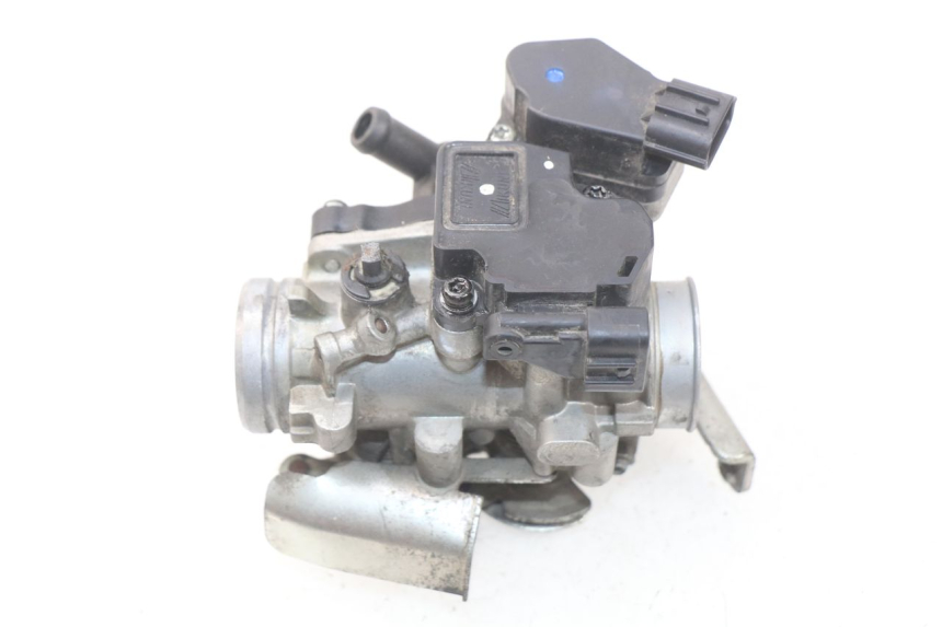 photo de EINSPRITZANLAGE MBK FLIPPER 115 (2013 - 2017) - Details der Befestigungspunkte