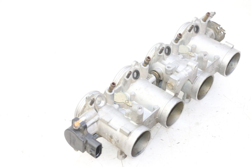 photo de EINSPRITZANLAGE YAMAHA FZ6 N FAZER 600 (2004 - 2006) - Gesamtansicht des Produkts