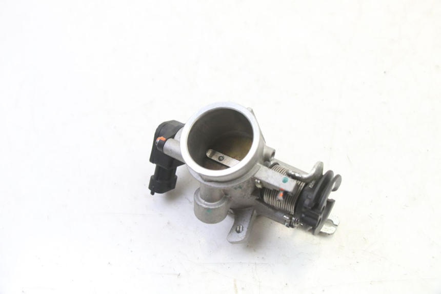 photo de EINSPRITZANLAGE BMW G310 R 310 (2016 - 2020) - Alternative Perspektive