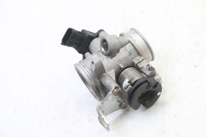 photo de EINSPRITZANLAGE BMW G310 R 310 (2016 - 2020) - Technische Nahaufnahme