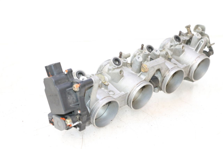 photo de EINSPRITZANLAGE SUZUKI GSR 600 (2005 - 2012) - Kennzeichnungen und Originalreferenzen