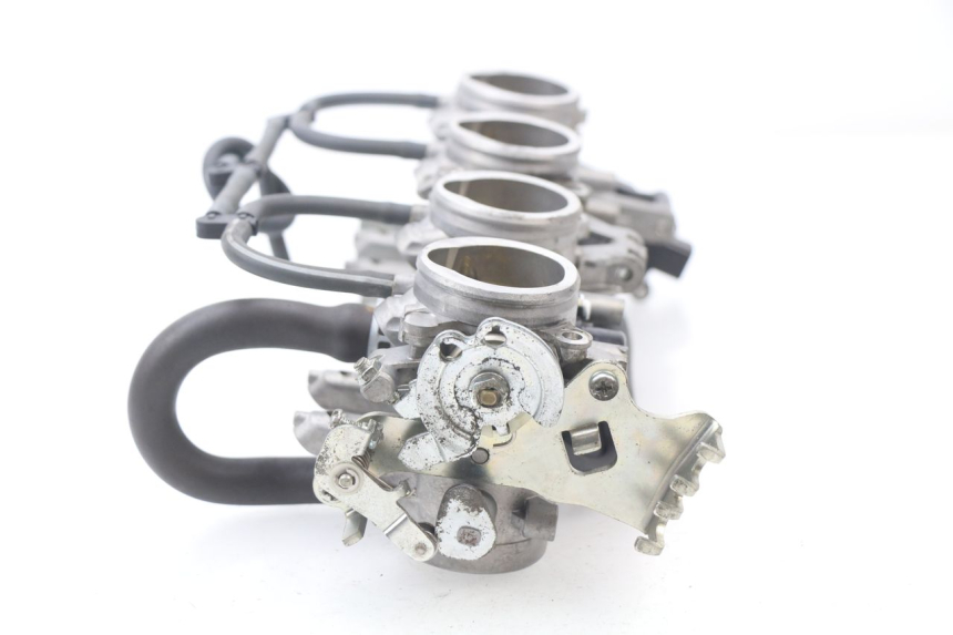 photo de EINSPRITZANLAGE SUZUKI GSX-R GSXR 600 (2008 - 2010) - Details der Befestigungspunkte