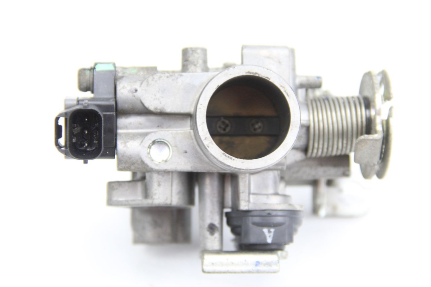 photo de EINSPRITZANLAGE SYM GTS EFI ABS 125 (2012 - 2016) - Details der Befestigungspunkte