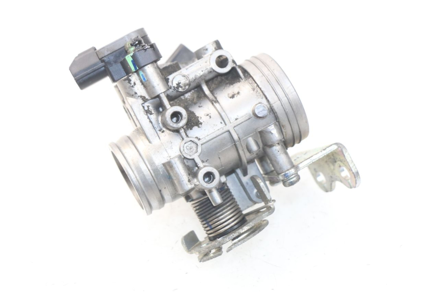 photo de EINSPRITZANLAGE SYM JOYMAX 250 (2013 - 2017) - Details der Befestigungspunkte