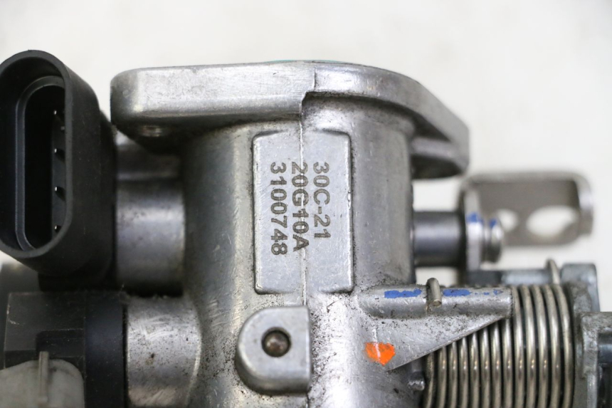 photo de EINSPRITZANLAGE KEEWAY K-LIGHT KLIGHT 125 (2018 - 2025) - Details der Befestigungspunkte