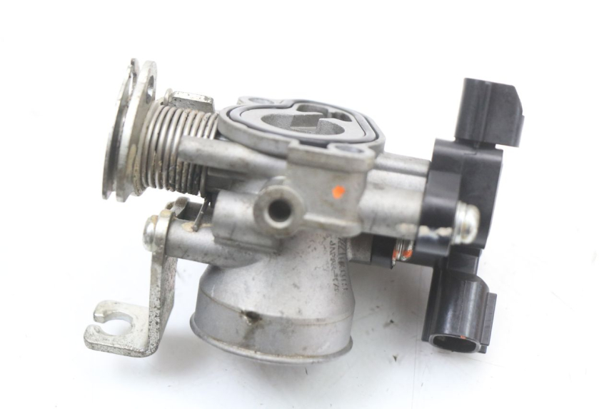 photo de INJEKTION PEUGEOT KISBEE 4T 50 (2018 - 2022) - Alternative Perspektive