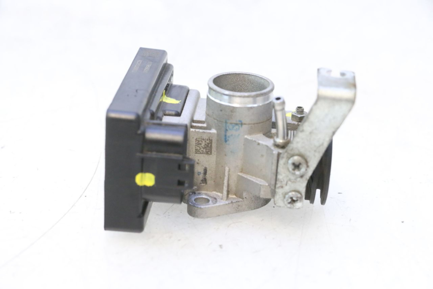 photo de EINSPRITZANLAGE PEUGEOT KISBEE 4T 50 (2023 - 2026) - Oberflächenzustand und Material