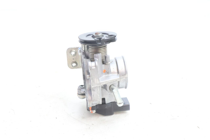 photo de EINSPRITZANLAGE YAMAHA N-MAX NMAX 125 (2021 - 2024) - Alternative Perspektive