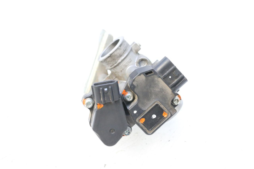 photo de INJEKTION YAMAHA NEOS NEO'S 4T 50 (2008 - 2016) - Oberflächenzustand und Material