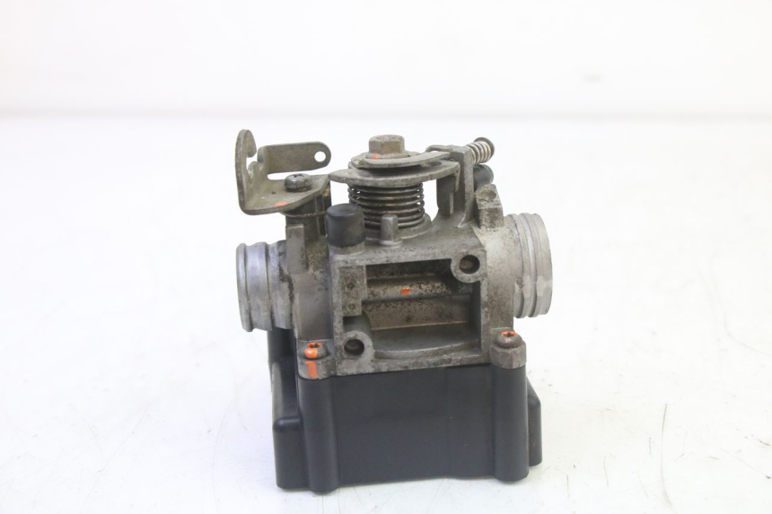 photo de EINSPRITZANLAGE KYMCO LIKE 4T 50 (2019 - 2025) - Technische Nahaufnahme