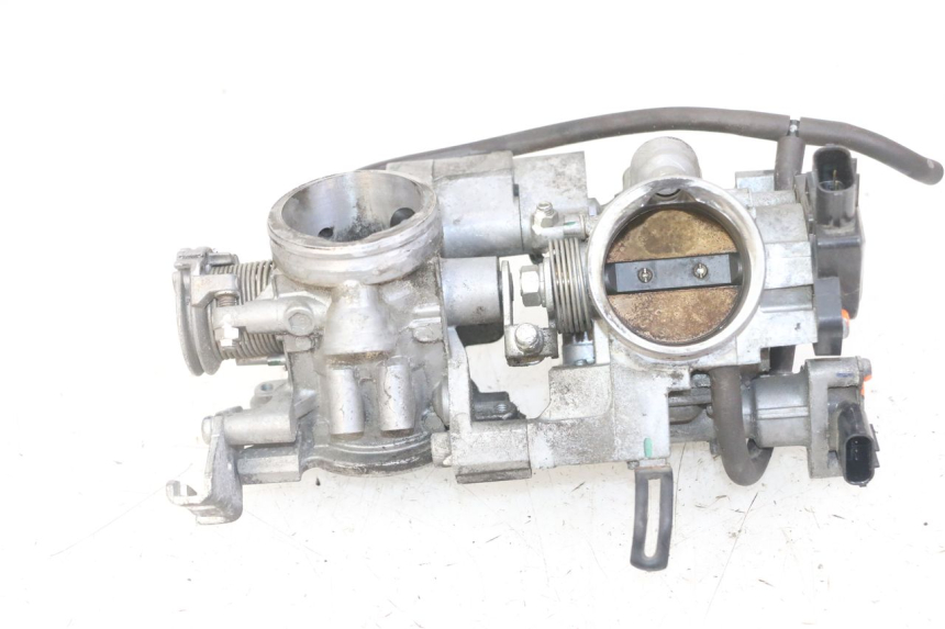 photo de EINSPRITZANLAGE HONDA NTV DEAUVILLE ABS 700 (2007 - 2016) - Oberflächenzustand und Material