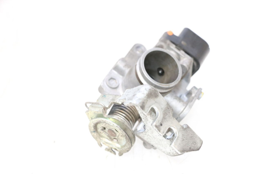 photo de EINSPRITZANLAGE HONDA PCX (JF57/JF64) 125 (2014 - 2018) - Alternative Perspektive