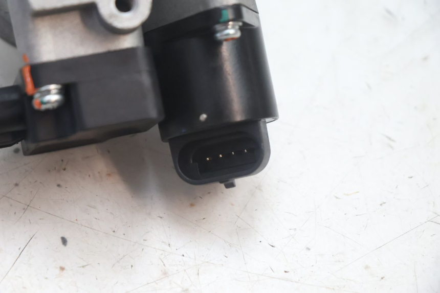 photo de EINSPRITZANLAGE JM MOTORS R-MAX TECH 50 (2024 - 2026) - Alternative Perspektive