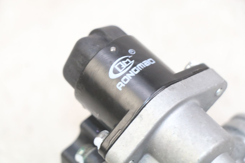 photo de EINSPRITZANLAGE TNT MOTOR ROMA 10' 4T 50 (2019 - 2022) - Technische Nahaufnahme