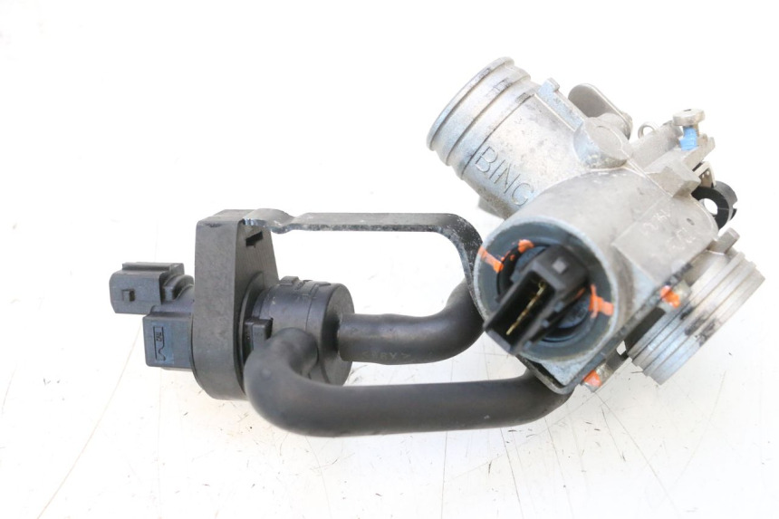 photo de EINSPRITZANLAGE PEUGEOT SATELIS COMPRESSOR K15 125 (2006 - 2009) - Zoom auf Gebrauchszustand