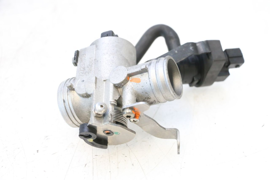 photo de EINSPRITZANLAGE PEUGEOT SATELIS COMPRESSOR K15 125 (2006 - 2009) - Alternative Perspektive