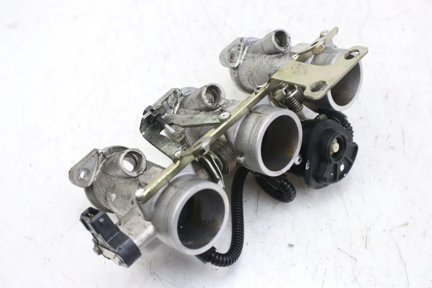 photo de INJEKTION TRIUMPH SPRINT ST 955 (1999 - 2001) - Technische Nahaufnahme