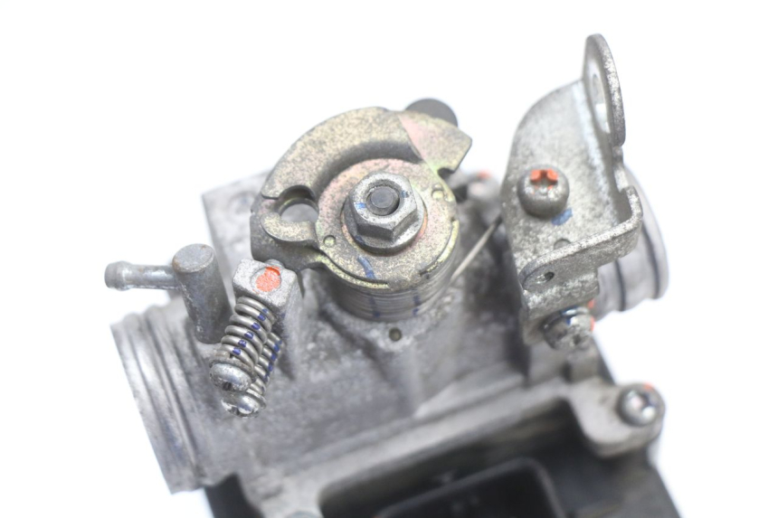 photo de EINSPRITZANLAGE KYMCO SUPER 8 4T 50 (2021 - 2024) - Details der Befestigungspunkte