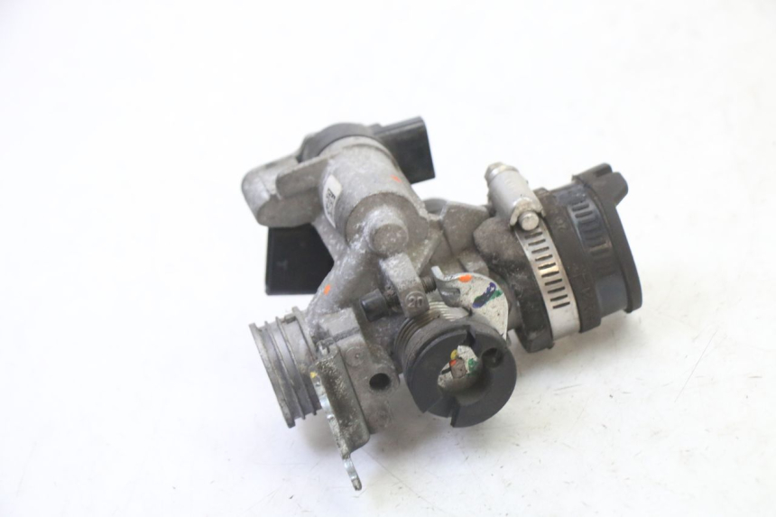 photo de INJECTION APRILIA SXR 50 (2021 - 2023) - Details der Befestigungspunkte