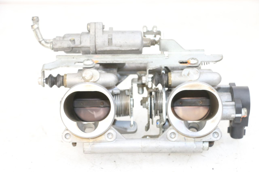 photo de INJEKTION YAMAHA TDM ABS 900 (2002 - 2014) - Detailansicht des Bauteils