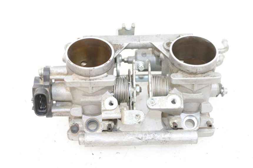 photo de INJEKTION YAMAHA TDM ABS 900 (2002 - 2014) - Oberflächenzustand und Material