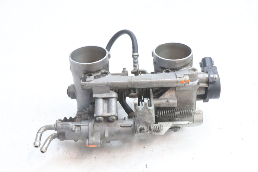 photo de EINSPRITZANLAGE YAMAHA TDM ABS 900 (2002 - 2014) - Technische Nahaufnahme