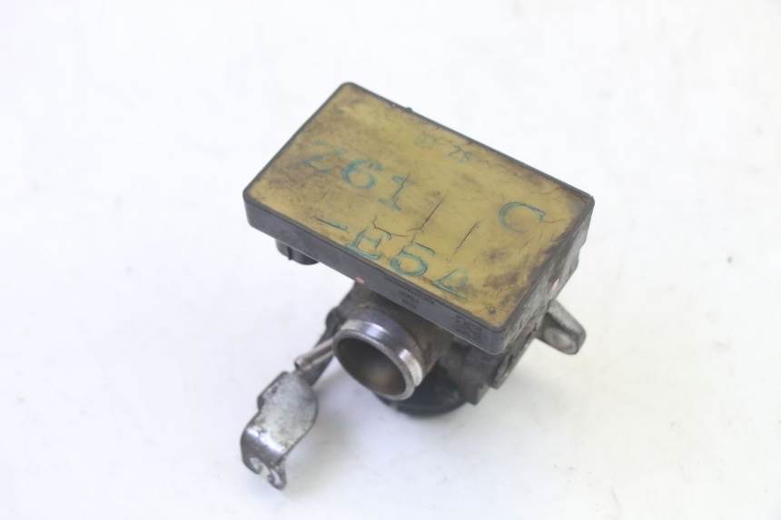 photo de EINSPRITZANLAGE PEUGEOT TWEET PRO CARGO 50 (2018 - 2022) - Details der Befestigungspunkte