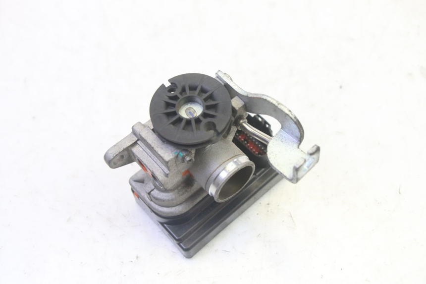 photo de EINSPRITZANLAGE PEUGEOT TWEET PRO EFI 4T 50 (2021 - 2022) - Gesamtansicht des Produkts