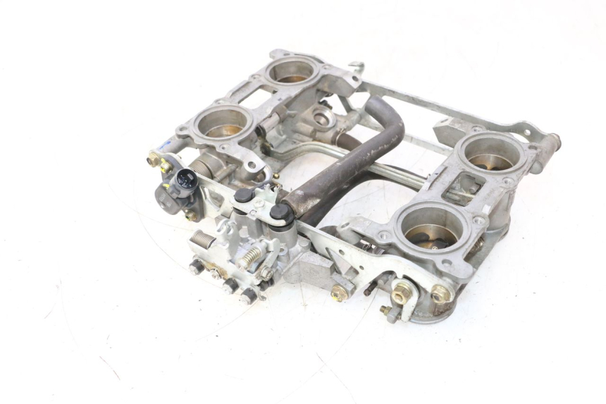 photo de EINSPRITZUNG HONDA VFR FI RC46 800 (1998 - 2001) - Kennzeichnungen und Originalreferenzen