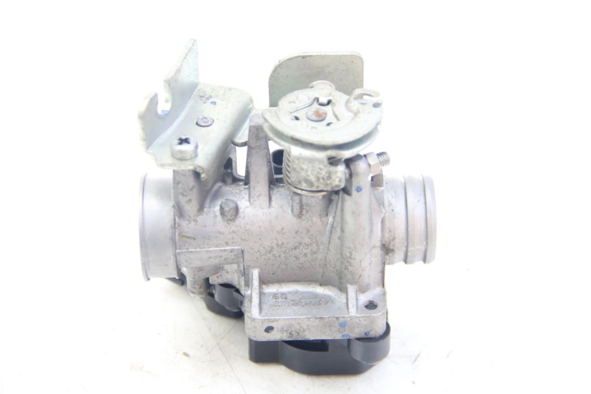 photo de EINSPRITZUNG HONDA VISION NSC R 50 (2013 - 2015) - Details der Befestigungspunkte