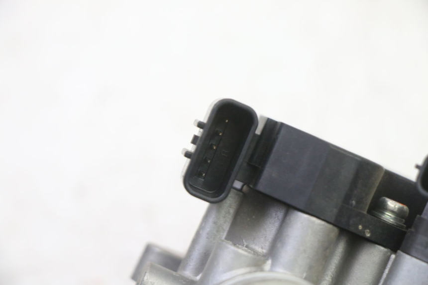 photo de EINSPRITZANLAGE MBK WAAP 125 (2008 - 2013) - Oberflächenzustand und Material