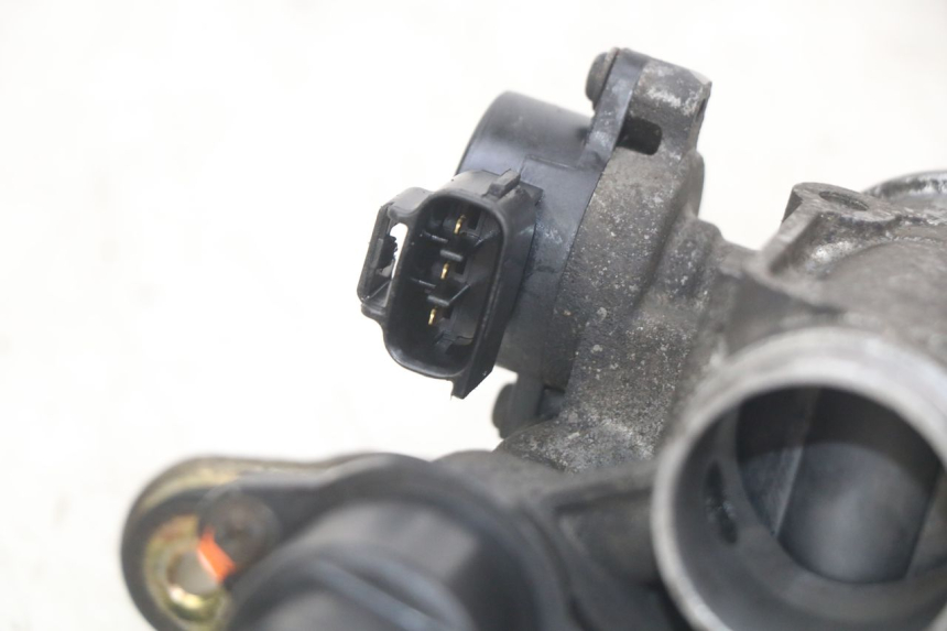 photo de EINSPRITZUNG YAMAHA X-MAX XMAX 250 (2006 - 2009) - Details der Befestigungspunkte