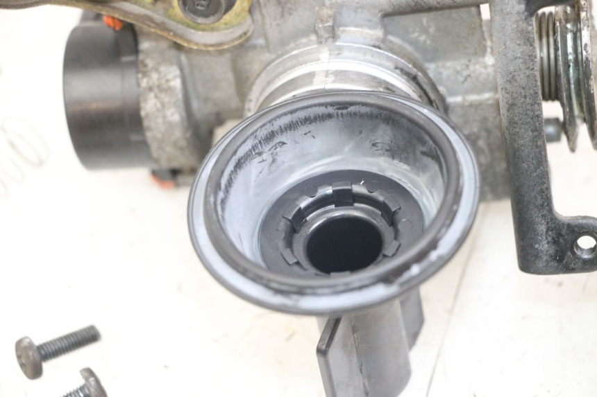 photo de EINSPRITZUNG YAMAHA X-MAX XMAX 250 (2006 - 2009) - Zoom auf Komponenten