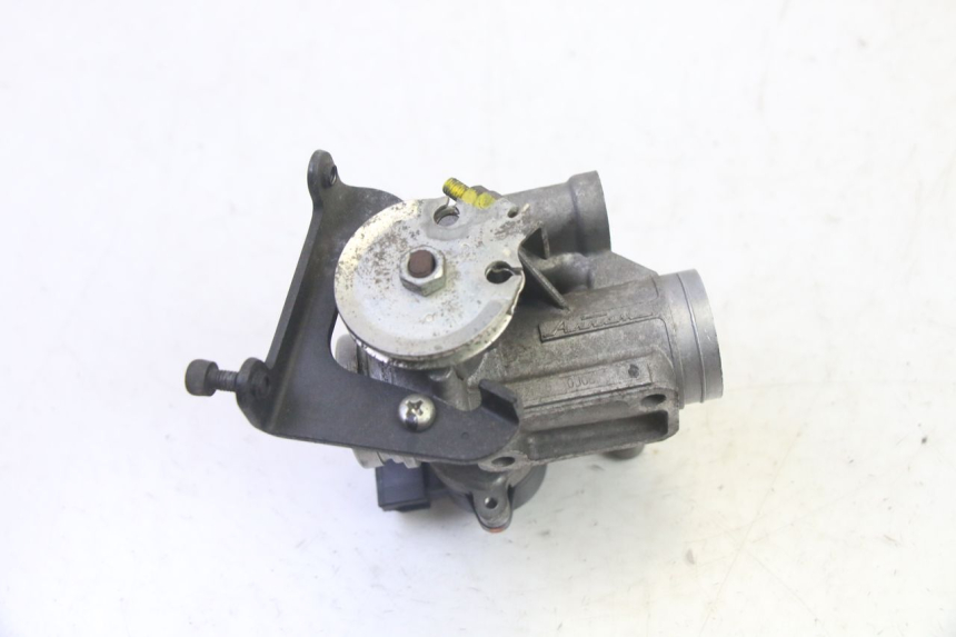 photo de INJEKTION YAMAHA X-MAX XMAX 125 (2010 - 2013) - Details der Befestigungspunkte