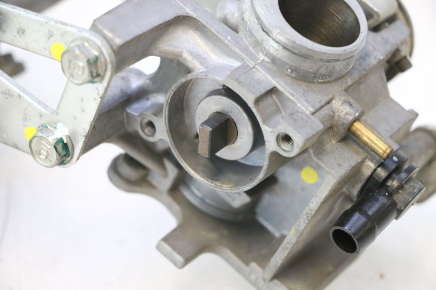 photo de EINSPRITZANLAGE HONDA XLV VARADERO 125 (2007 - 2012) - Zoom auf Komponenten