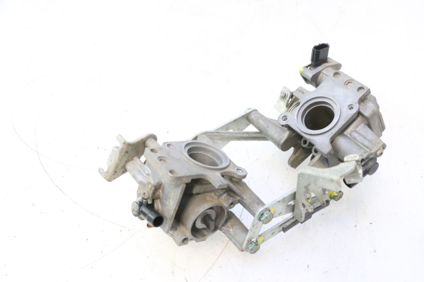 photo de EINSPRITZANLAGE HONDA XLV VARADERO 125 (2007 - 2012) - Kennzeichnungen und Originalreferenzen