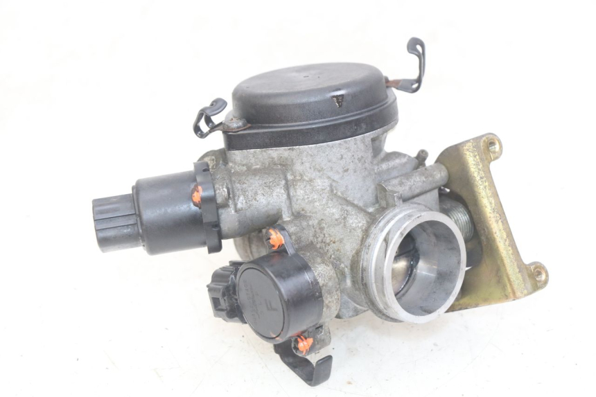 photo de EINSPRITZUNG YAMAHA YP MAJESTY 400 (2004 - 2008) - Zoom auf Gebrauchszustand