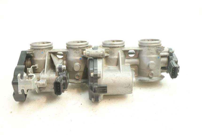 photo de EINSPRITZANLAGE YAMAHA YZF R6 600 (2008 - 2009) - Alternative Perspektive