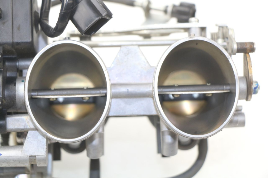 photo de EINSPRITZANLAGE KAWASAKI Z ABS 750 (2007 - 2013) - Technische Nahaufnahme