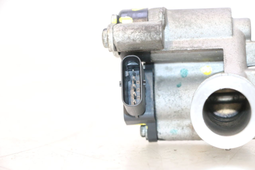 photo de EINSPRITZANLAGE PIAGGIO ZIP IGET 4T 50 (2021 - 2023) - Oberflächenzustand und Material