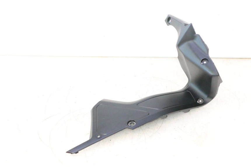 photo de KANZEL INNENVERKLEIDUNG RECHTS YAMAHA FZ8 800 (2010 - 2016) - Detailansicht des Bauteils