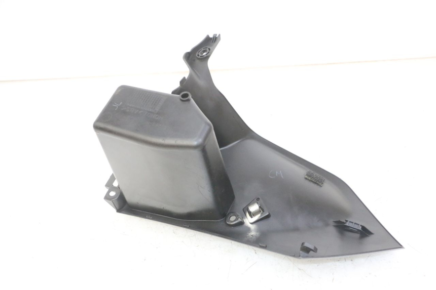 photo de KANZEL INNENVERKLEIDUNG RECHTS HONDA NTV DEAUVILLE ABS 700 (2007 - 2016) - Technische Nahaufnahme