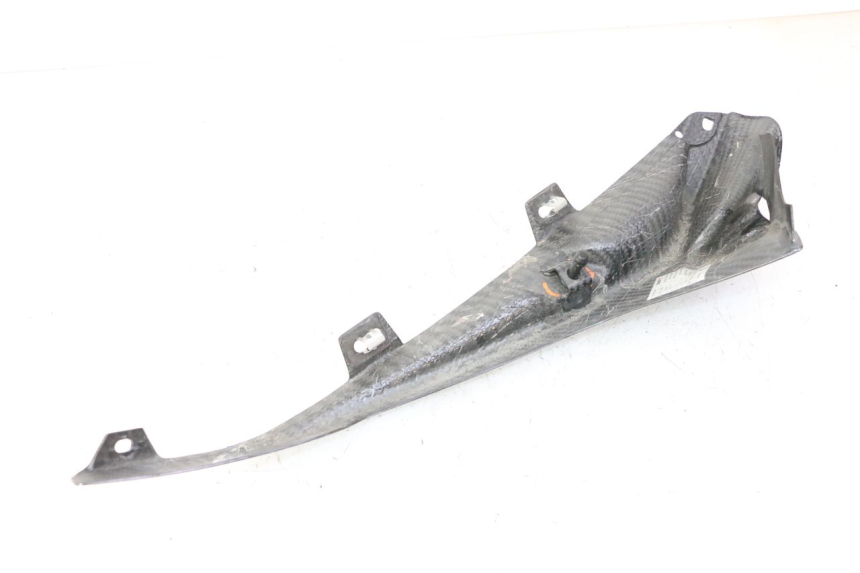 photo de KANZEL INNENVERKLEIDUNG RECHTS BMW S RR ABS S1000RR 1000 (2015 - 2018) - Details der Befestigungspunkte