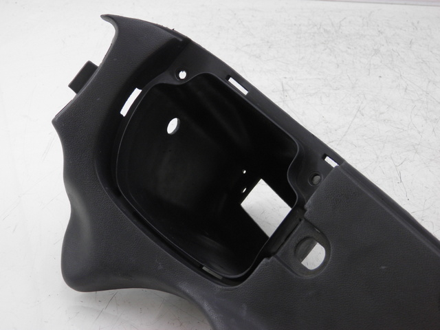 photo de KANZEL INNENVERKLEIDUNG RECHTS TRIUMPH TROPHY 1200 (1996 - 2003) - Technische Nahaufnahme