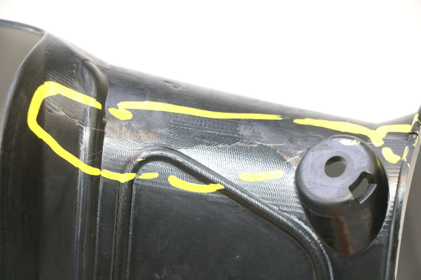 photo de KANZEL INNENVERKLEIDUNG LINKS YAMAHA FZ8 800 (2010 - 2016) - Oberflächenzustand und Material
