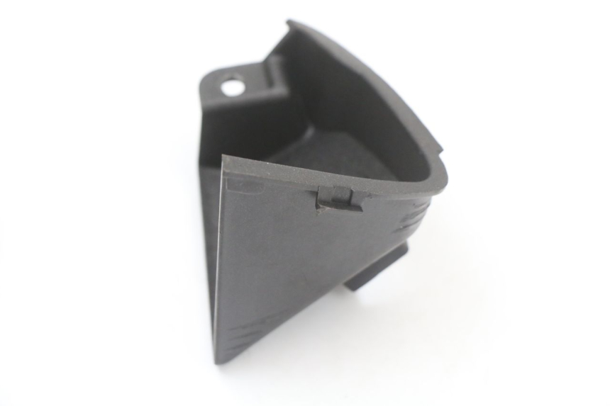 photo de KANZEL INNENVERKLEIDUNG LINKS PIAGGIO X10 125 (2012 - 2017) - Zoom auf Gebrauchszustand