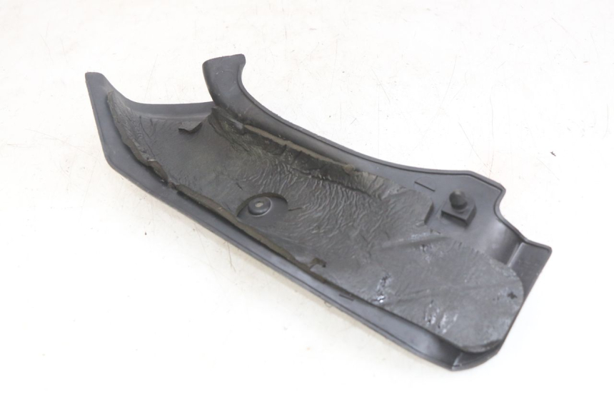 photo de INNENSEITE DER LINKEN GABELBRüCKE KAWASAKI ZX-6R ZX6R 600 (1995 - 1997) - Detailansicht des Bauteils