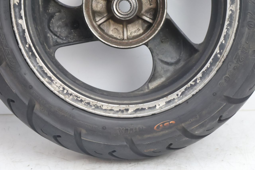photo de HINTERRADFELGE UND REIFEN KYMCO AGILITY 4T 50 (2005 - 2018) - Charakteristische Merkmale
