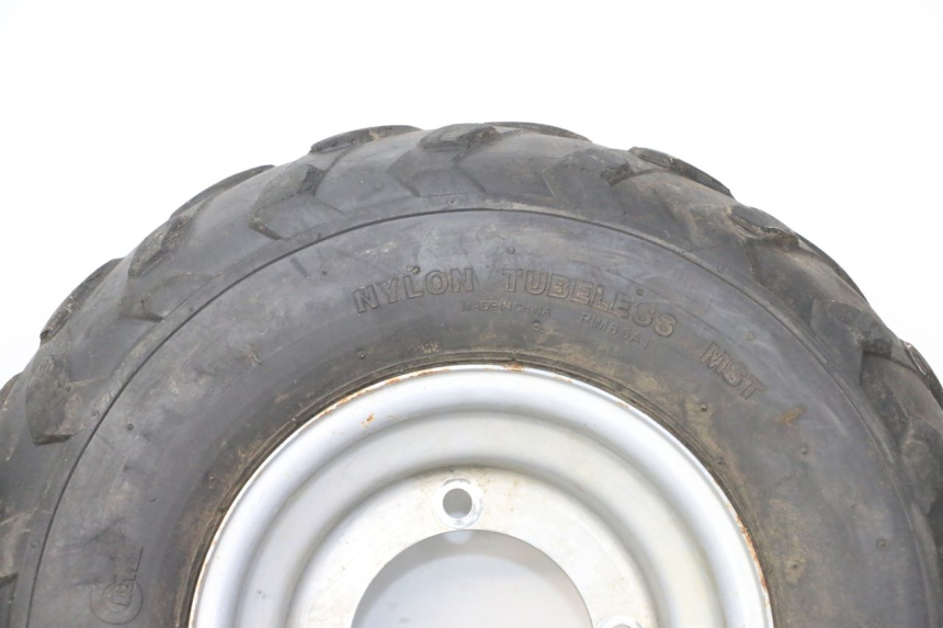 photo de HINTERRADFELGE UND REIFEN KEROX BAZOOKA 110 - Detaillierte Sichtprüfung