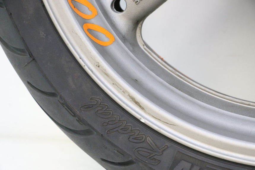 photo de HINTERRADFELGE UND REIFEN HONDA CB F HORNET 600 (2005 - 2006) - Detaillierte Sichtprüfung